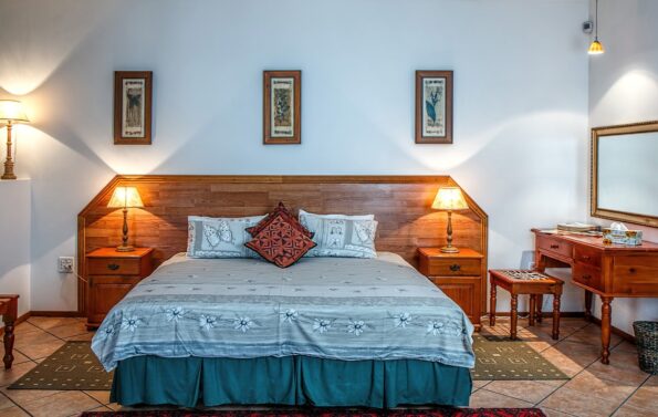 How Do I Choose The Right Size Table Lamp For Bedroom 3 Table Lamp For Your Bedroom 01 1