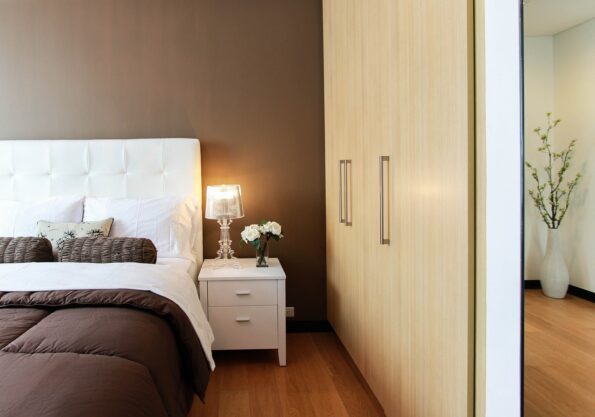Top Nightstand Trends of 2024 4 Table Lamp For Your Bedroom